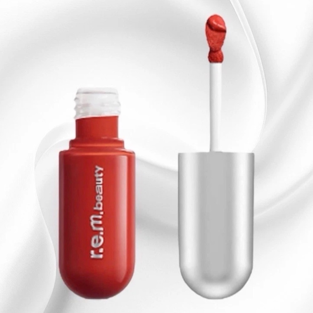 r.e.m. beauty On Your Collar Liquid Lipstick – Shade: Topless (New in Box)